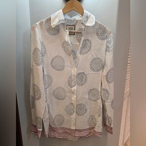 Bell By Alicia Bell White and Blue Patterned Bohemian Button-Up Shirt Size 2
